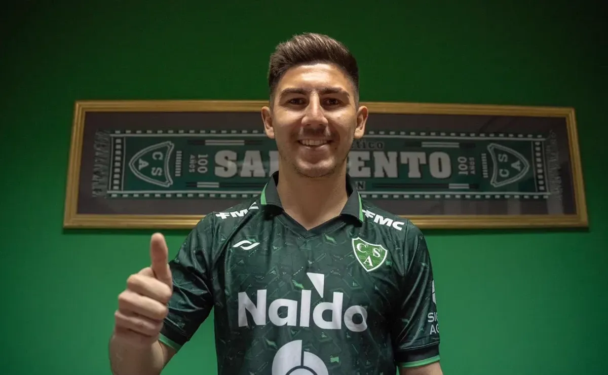 Fontana estaba jugando desde mediados de 2023 en Sarmiento de Junín.