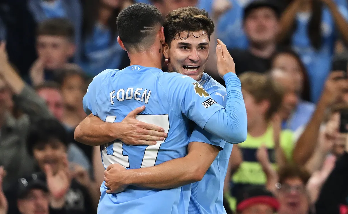 Julián volvió al gol y le dio el triunfo al Manchester City.