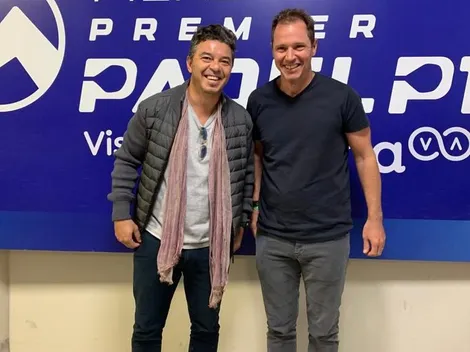 Gallardo fue a ver pádel con Brito y recibió una emocionante ovación