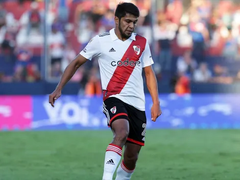 Vuelve y se va: River avanzó para darle salida a Robert Rojas