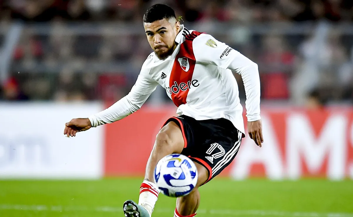 Paulo Díaz.