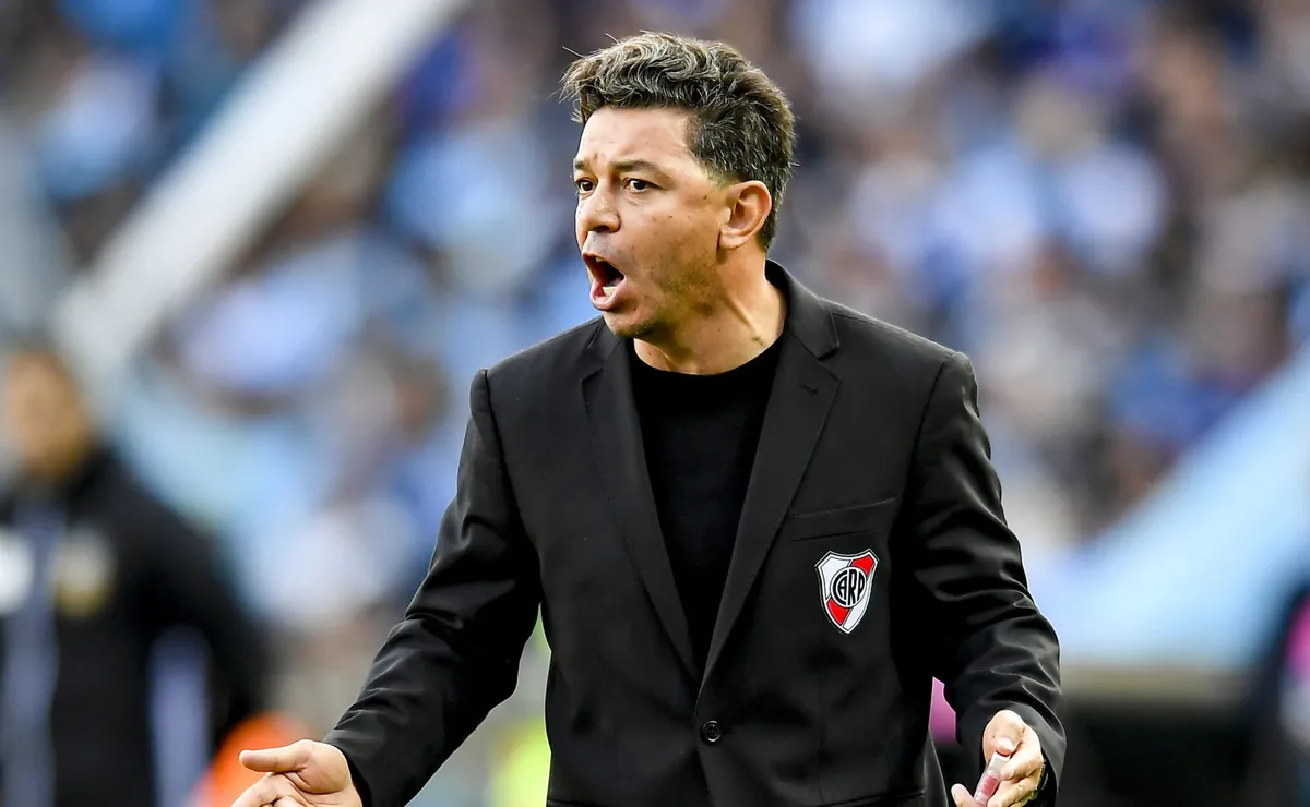 El Muñeco y el castigo para los futbolistas que no cumplían las reglas.
