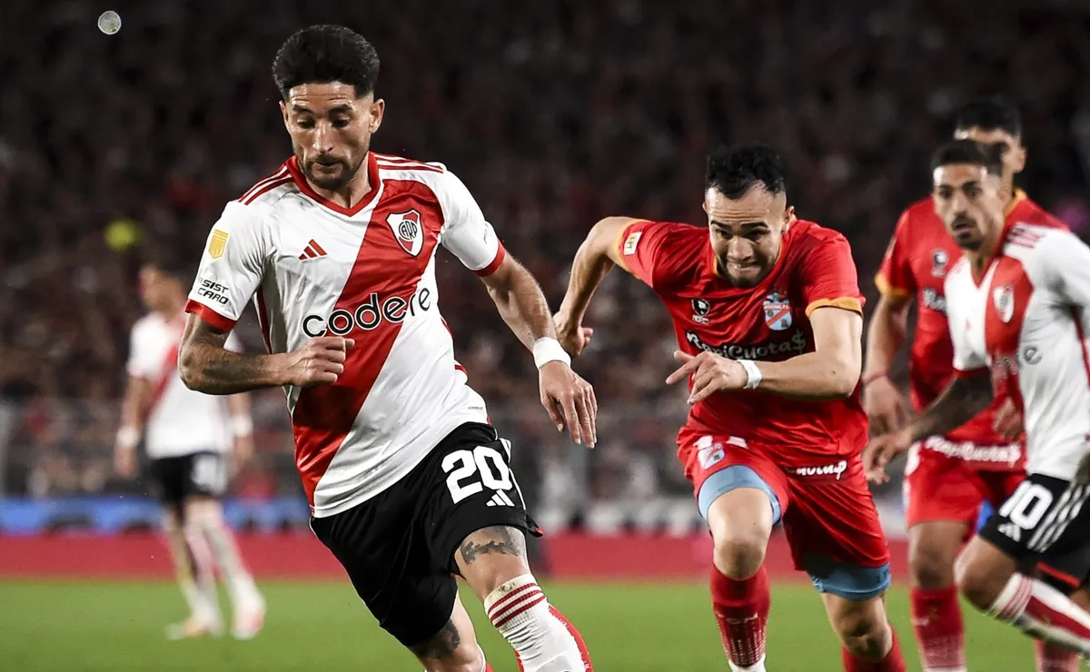 Milton Casco vuelve a jugar en River