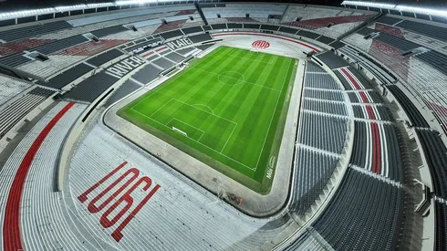 El Monumental ya encara la colocación de las últimas plateas