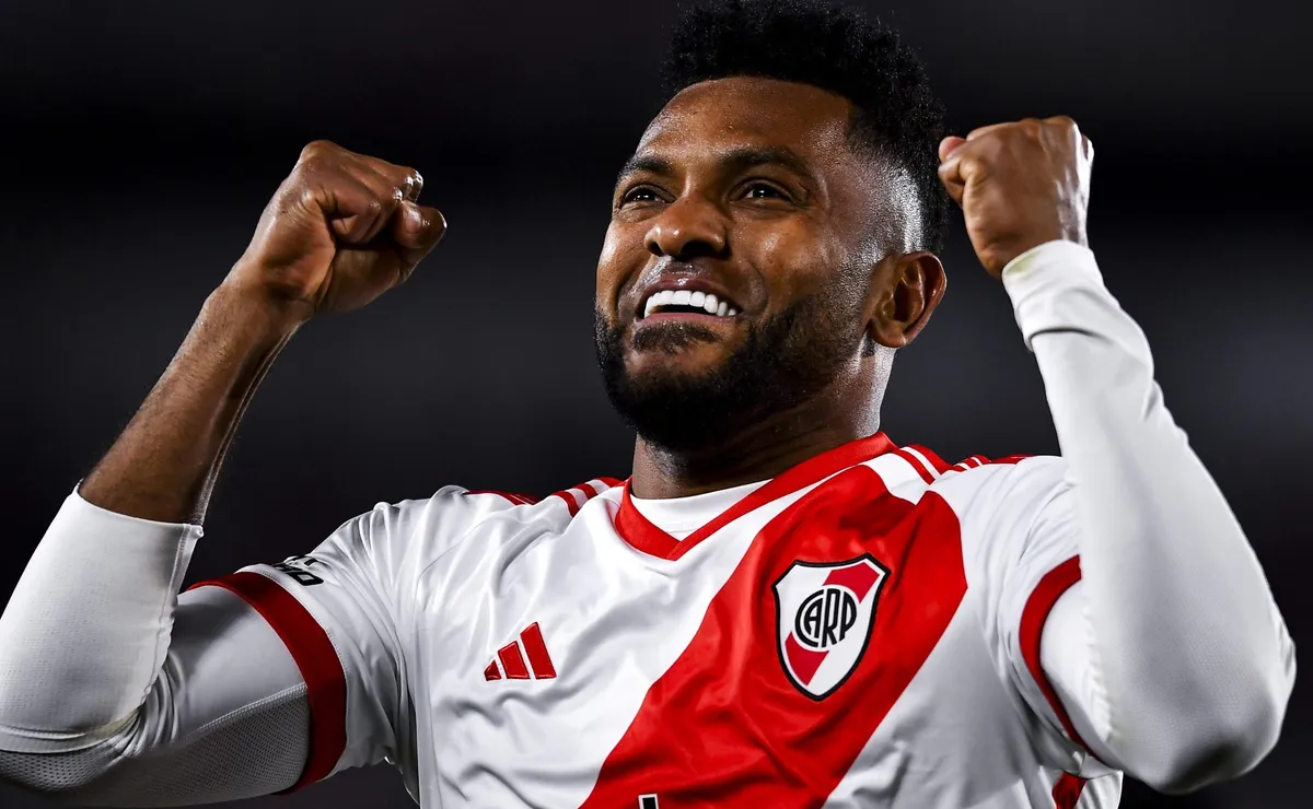 Borja le empató el partido a Colón
