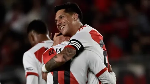 La noche feliz de Enzo Pérez en el Monumental.
