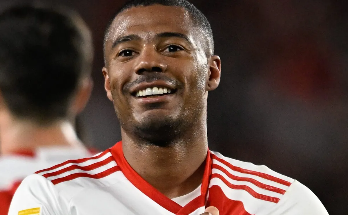 Nico De La Cruz, la gran figura de River ante Arsenal.