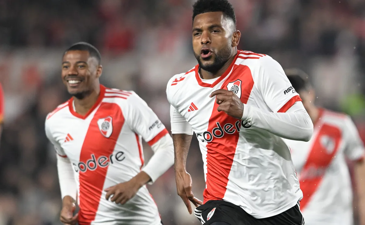 Borja y De La Cruz, los autores de los goles en el Monumental.