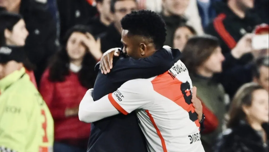 abrazo borja demichelis 2