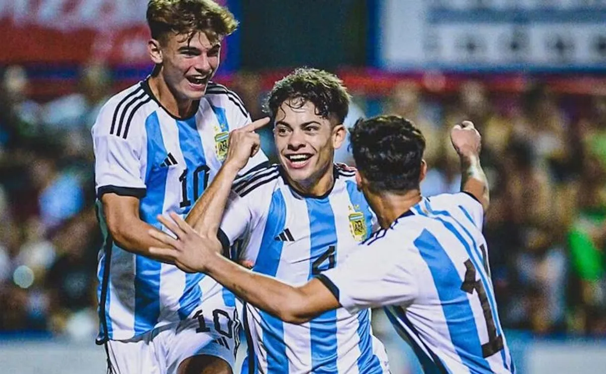 River busca un lateral derecho para el 2024 y preguntó condiciones por una figura del Sub 20.
