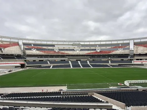 Continúa la colocación de butacas en las tribunas: así luce el Monumental