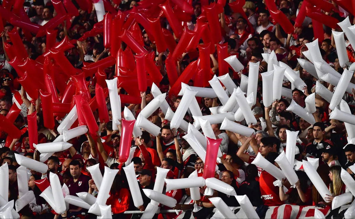 River arranca el torneo ante Argentinos Juniors.