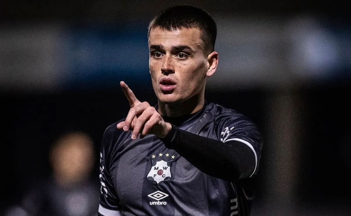 Nicolás Fonseca se prepara para jugar en River.