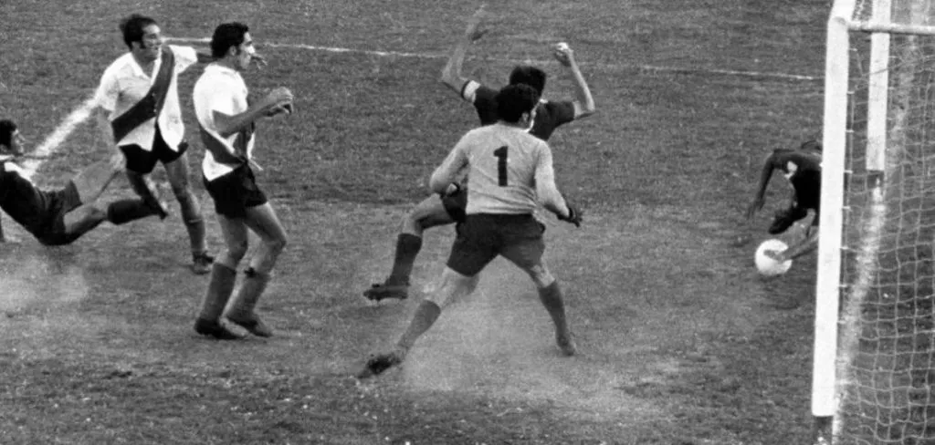 La evidente mano de Luis Gallo.