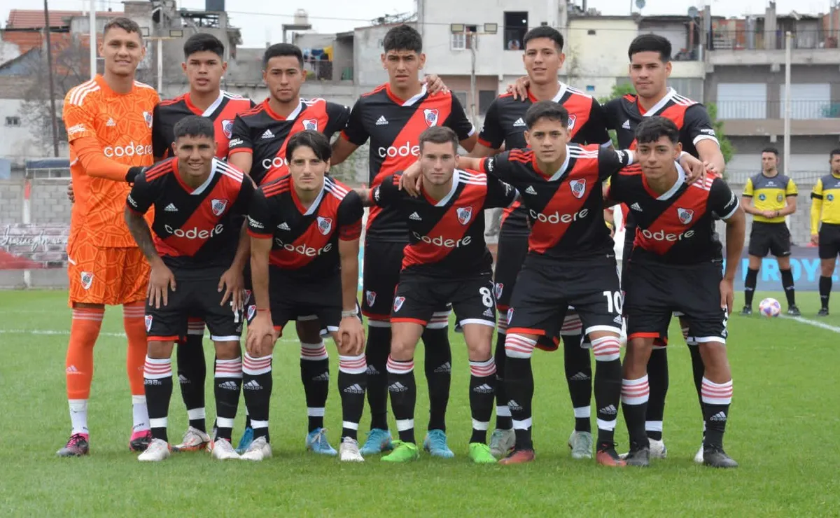 La Reserva superó a Huracán de visitante.