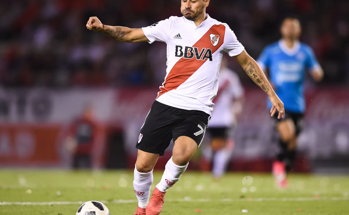 Mora habló de Domínguez y la Conmebol