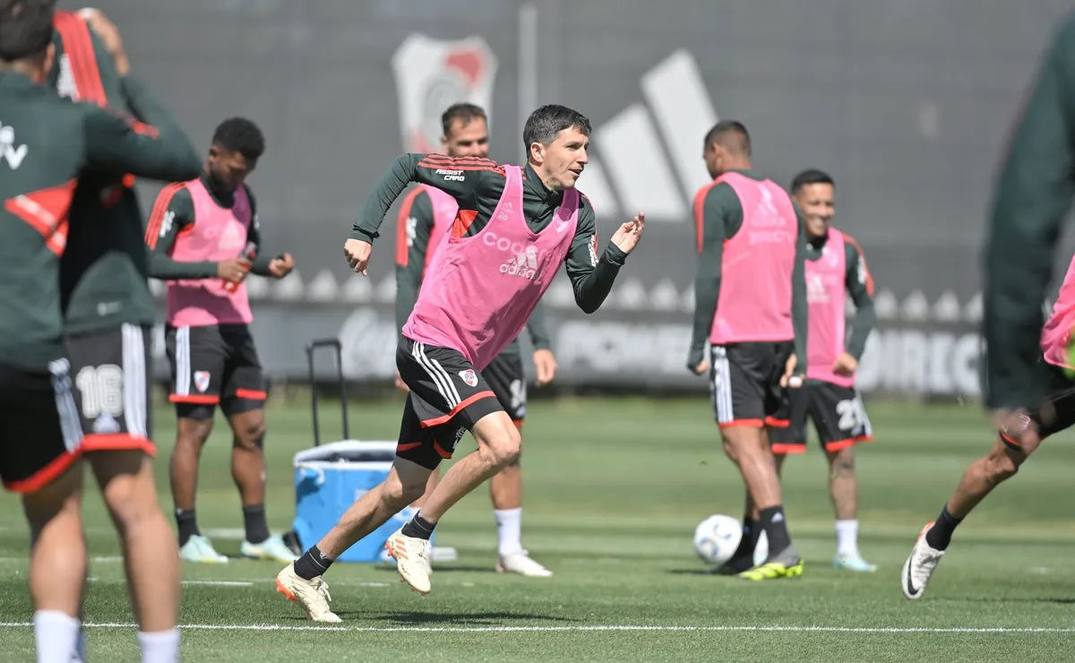 Nacho Fernández entrenó bien y podría jugar ante Tigre.