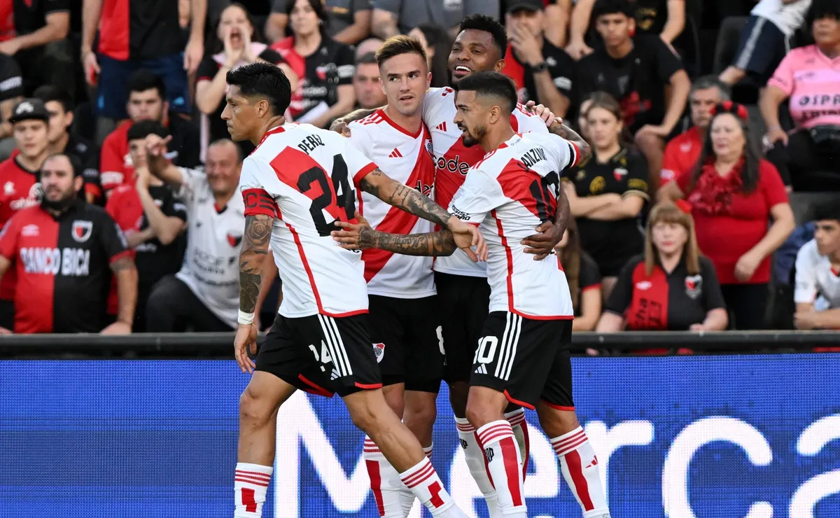 River no jugó un gran partido en Santa Fe.