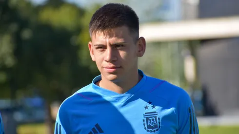Claudio Echeverri llevará la cinta de Capitán en la Selección Argentina Sub17.
