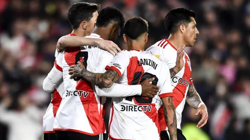 River va por los tres puntos ante Colón.