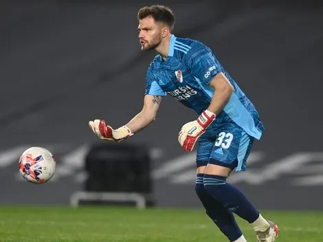 Afuera Armani: así le fue a Centurión en el arco