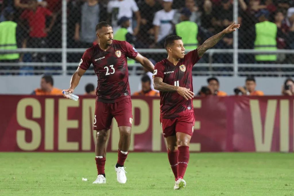 Rondón ante Chile. (Foto: Getty).