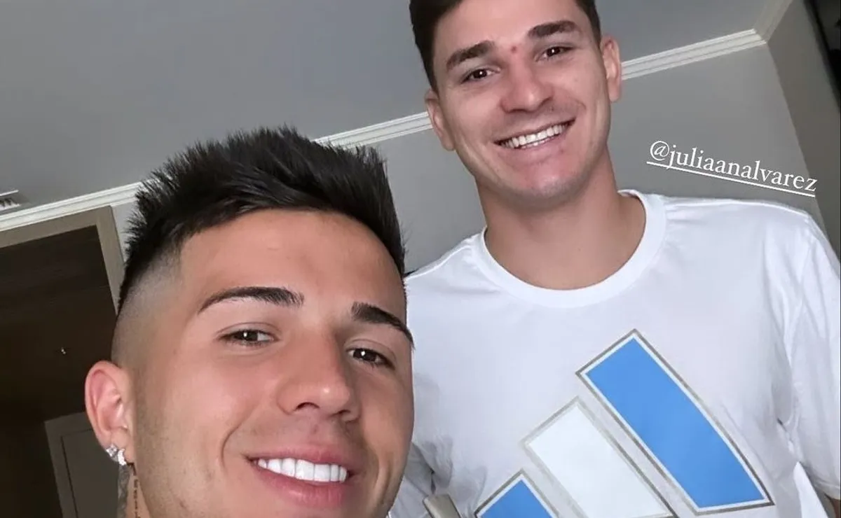 La foto de Enzo Fernández y Julián Álvarez que volvió loco a todo River