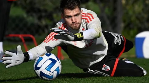 Ezequiel Centurión comienza a definir su futuro lejos de River.