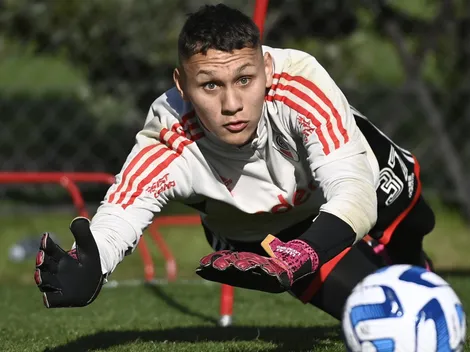 Dilema bajo los tres palos: se lesionaron los dos arqueros de Reserva