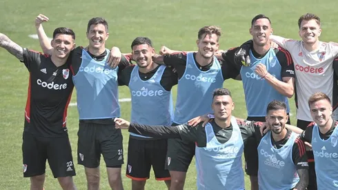 Zuculini junto a sus compañeros en River.