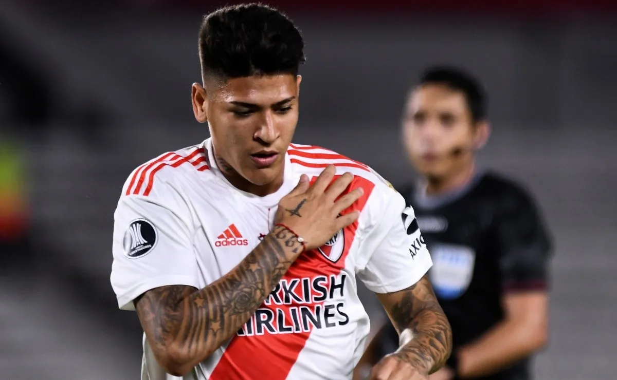 Carrascal disputó 81 partidos con la camiseta de River y marcó nueve goles.