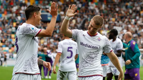 El Chino y el Vikingo siguen a River a la distancia.