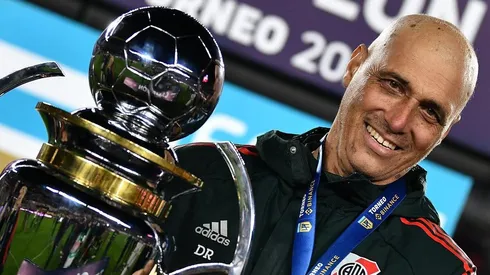 El homenaje de River y del mundo del fútbol para Diego Riberi.