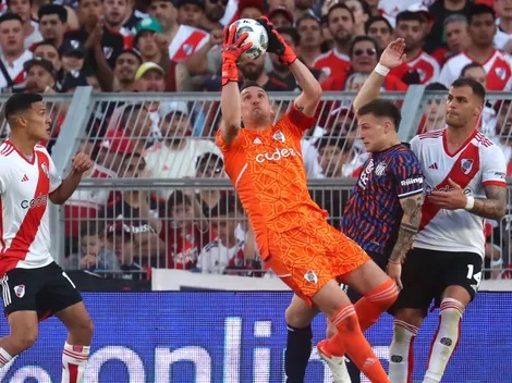 Armani, partidazo ante Talleres y ovación de los hinchas