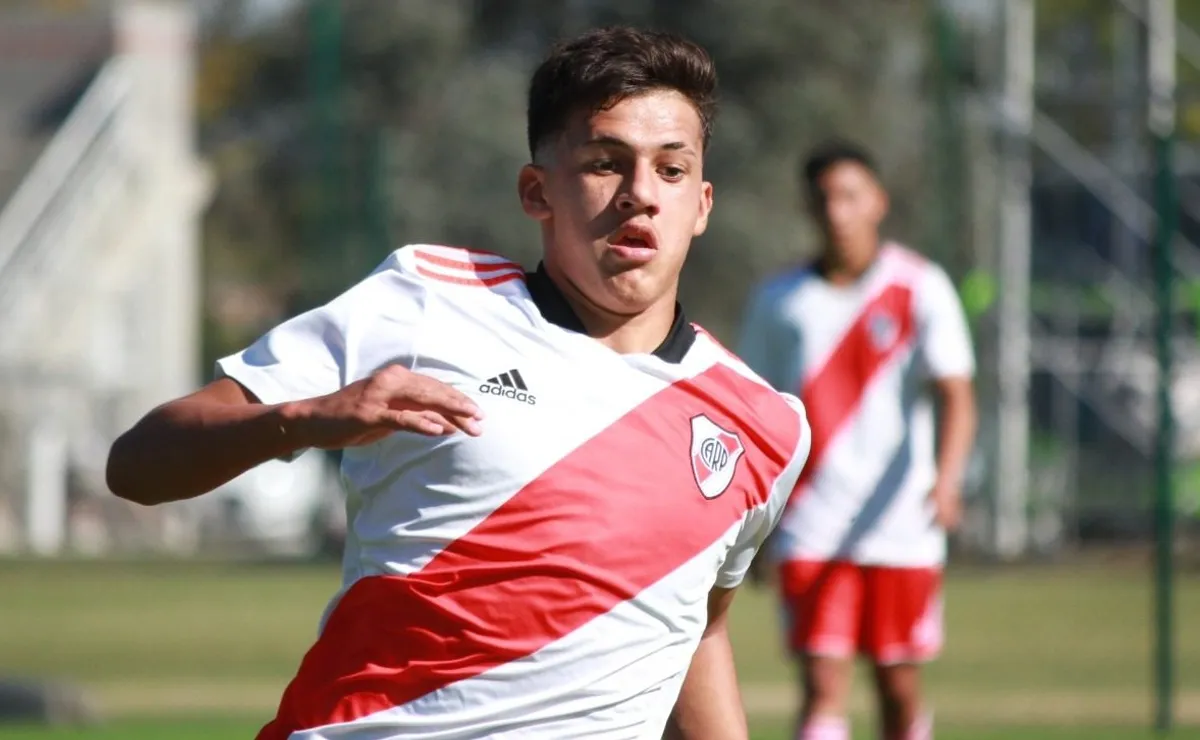 Juan Cruz Meza, otro juvenil con el ADN de River que estará en la Selección.