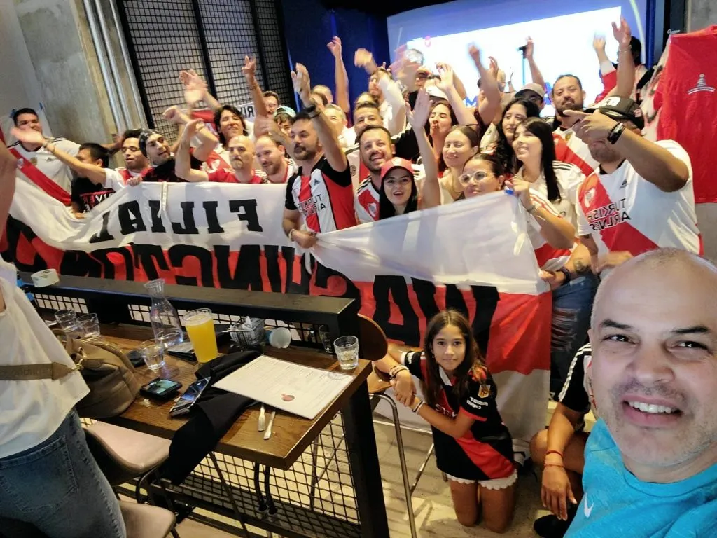 La filial Washington deliró con el triunfo del Más Grande en la Bombonera.