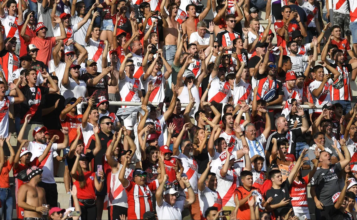 River se medirá ante Belgrano en el Kempes.