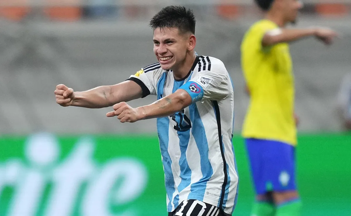 Claudio Echeverri será llamado a los Juegos Olímpicos