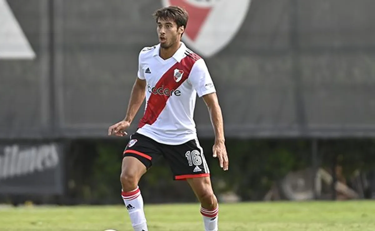 Talo Colletta podría continar en River a partir del 2024.