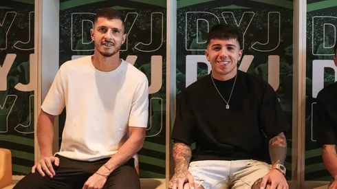 Enzo Fernández y Guido Rodríguez fueron homenajeados en Defensa y Justicia