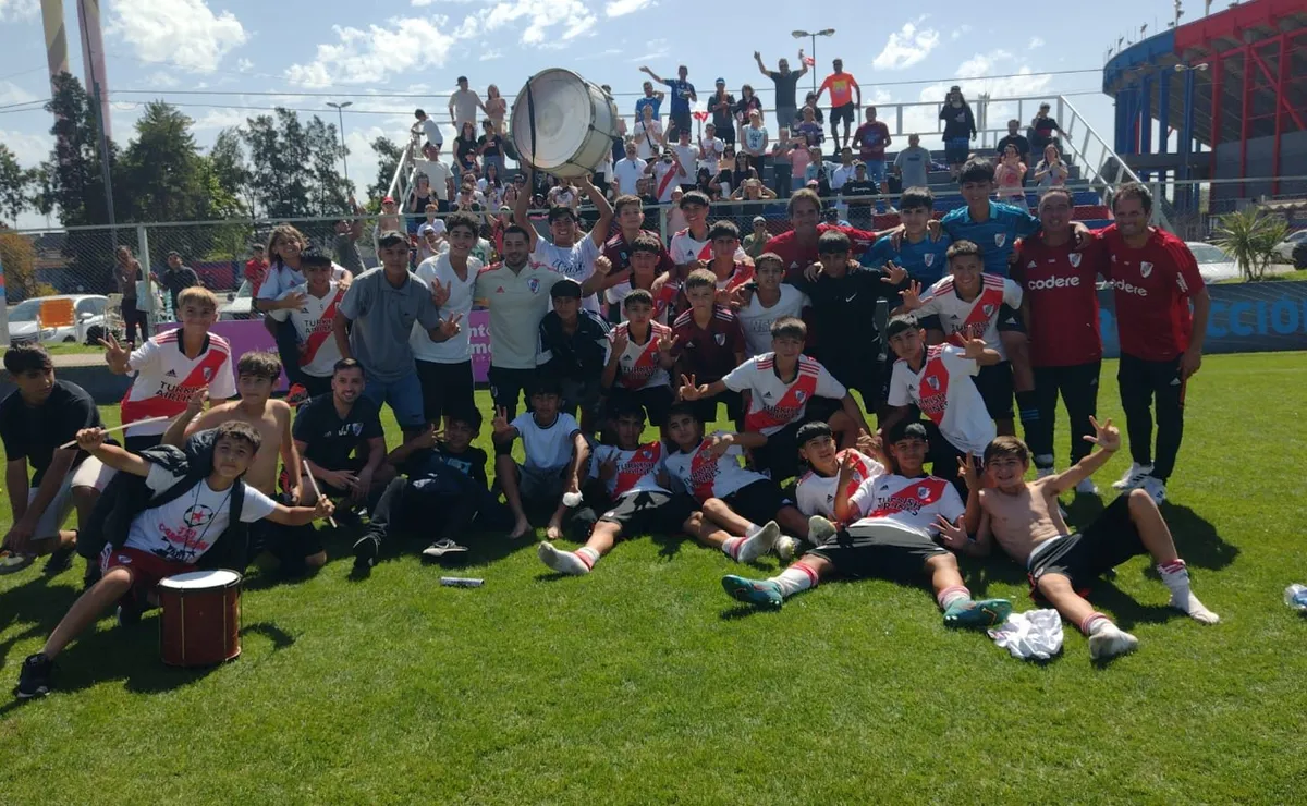 Las infantiles de River cerraron otro año inolvidable.