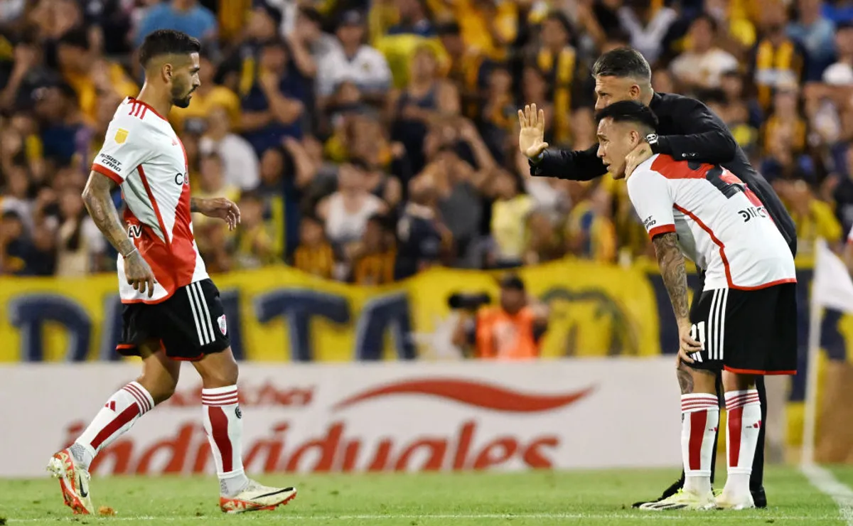 Martín Demichelis dijo que Manuel Lanzini seguirá en River pese a una nueva lesión y a la finalización de su contrato con el club (Photo by Luciano Bisbal/Getty Images)