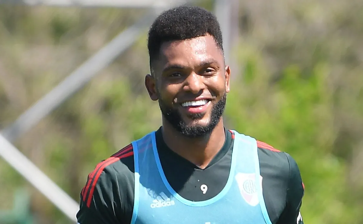 Borja volvería a ser titular frente a Talleres. (Prensa River)