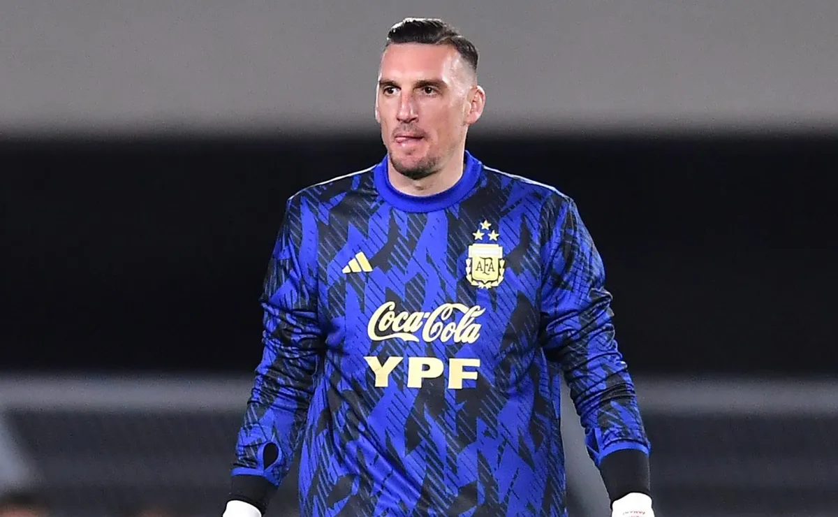 Franco Armani, único convocado a la Selección Argentina del fútbol local.