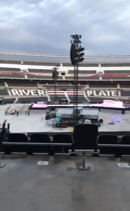 Así luce el campo de juego en la previa del concierto (@TheErasTourArg)