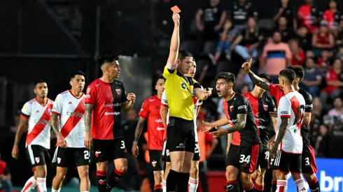 El juez viene de dirigir a River - Colón en un partido polémico.