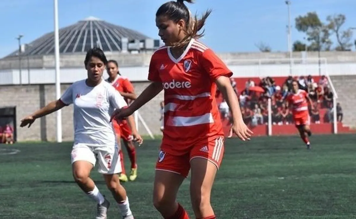 Melissa Fernández tuvo su debut en la Reserva de Fútbol Femenino.
