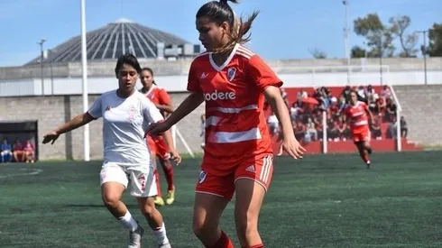 Melissa Fernández tuvo su debut en la Reserva de Fútbol Femenino.