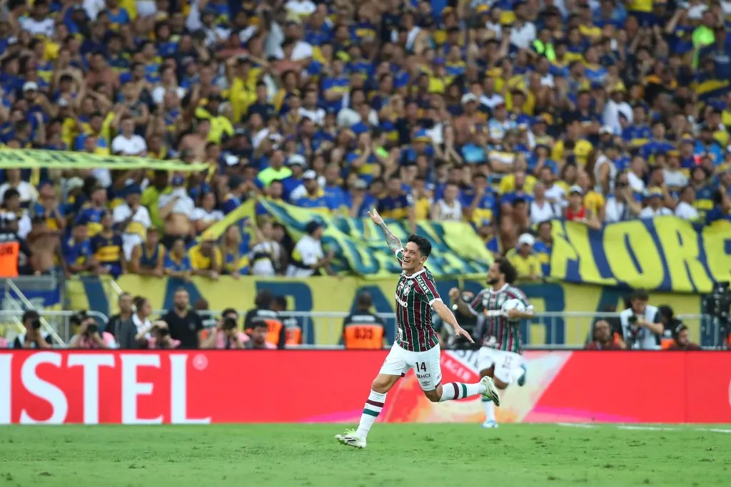 Germán Cano abrió el marcador en el Maracaná, de fondo la hincha de Boca totalmente quieta. (Foto: Getty).
