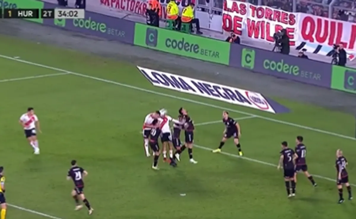 Yael Falcón Pérez anuló el 2-1 de River.
